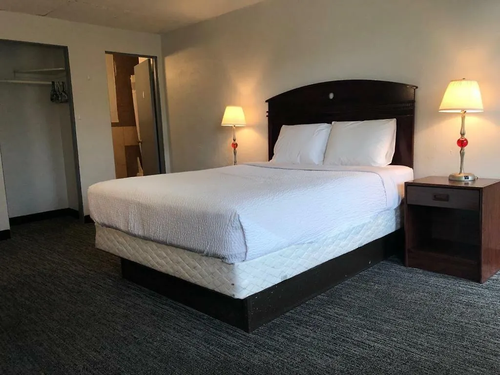Portland Super Value Inn Hotel